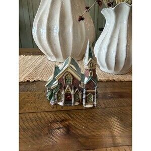 Vintage Holiday Time Cathedral Church Christmas Village Ceramic P6048